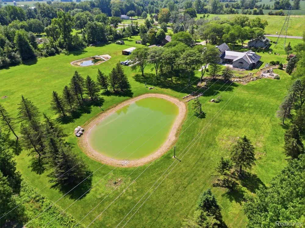 61400 Romeo Plank Road Ray Township, MI 48096