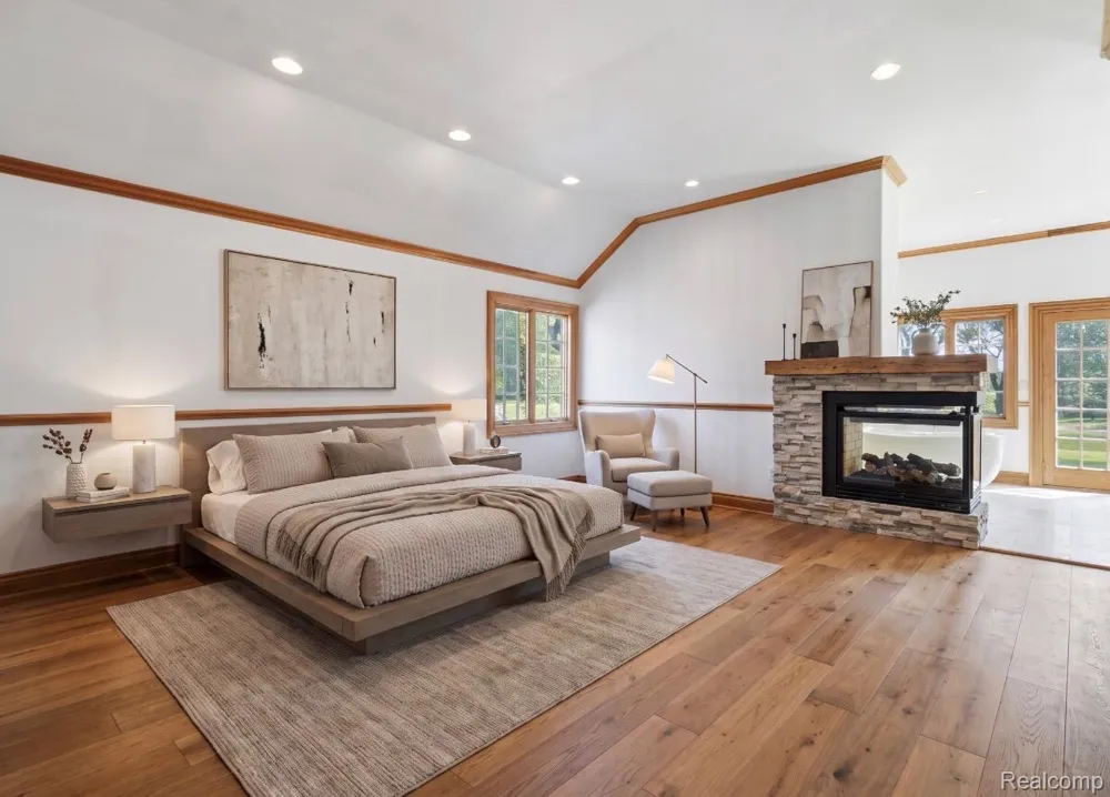 61400 Romeo Plank Road Ray Township, MI 48096