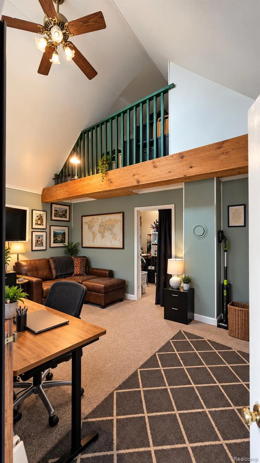 3262 Rockhaven Avenue Rochester Hills City, MI 48309