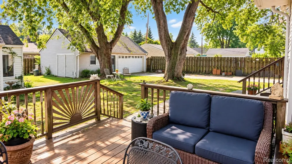 3262 Rockhaven Avenue Rochester Hills City, MI 48309