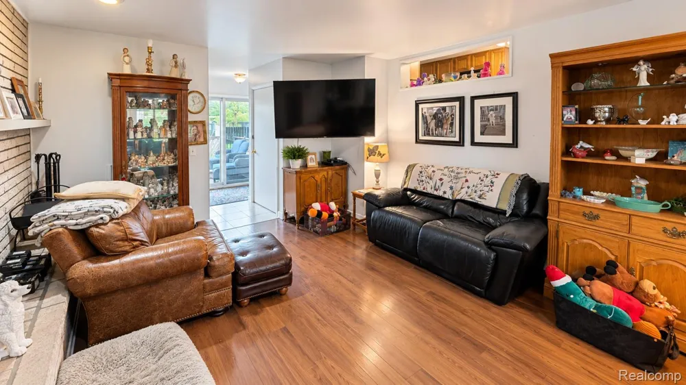 3262 Rockhaven Avenue Rochester Hills City, MI 48309