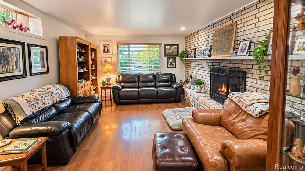 3262 Rockhaven Avenue Rochester Hills City, MI 48309
