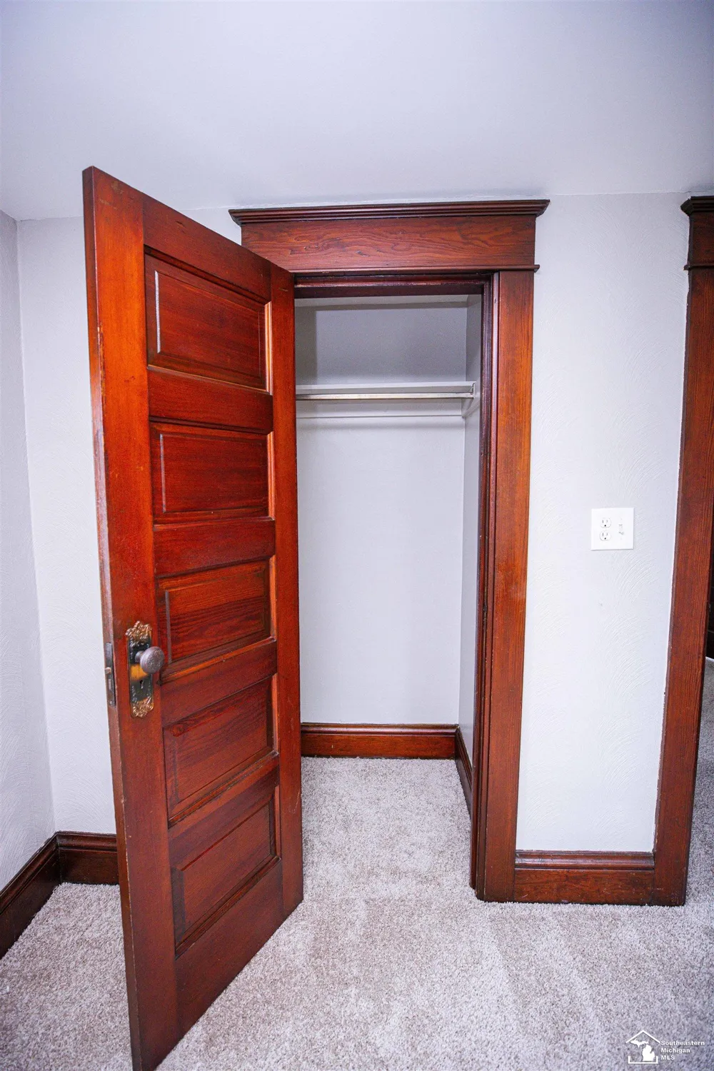 328 Union Street Monroe City, MI 48161