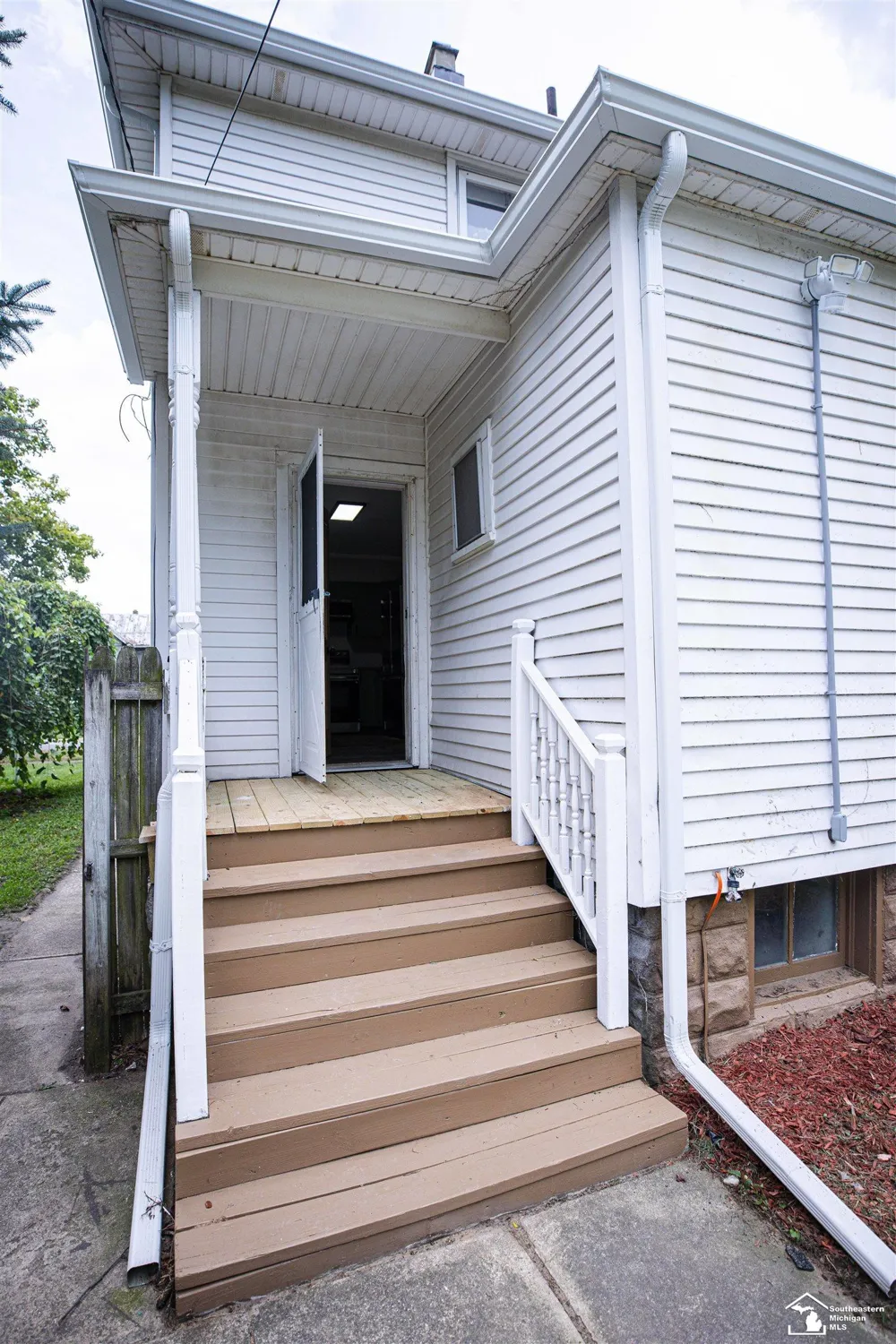 328 Union Street Monroe City, MI 48161
