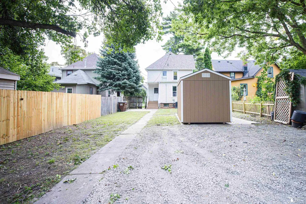 328 Union Street Monroe City, MI 48161