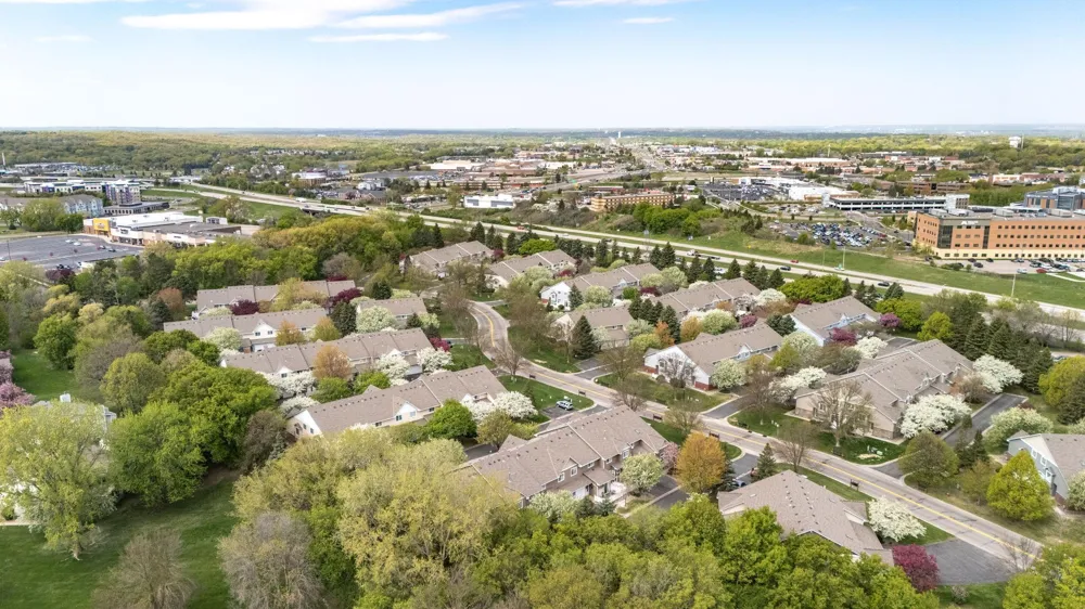 14075 Plymouth Avenue #92 Burnsville, MN 55337