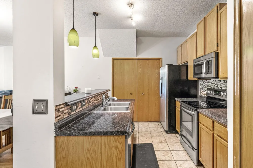 14075 Plymouth Avenue #92 Burnsville, MN 55337
