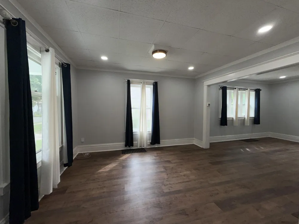 1127 Niagara Avenue SE Grand Rapids City, MI 49507