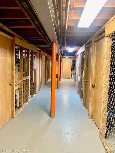 475 S Adams Road #19 Birmingham City, MI 48009
