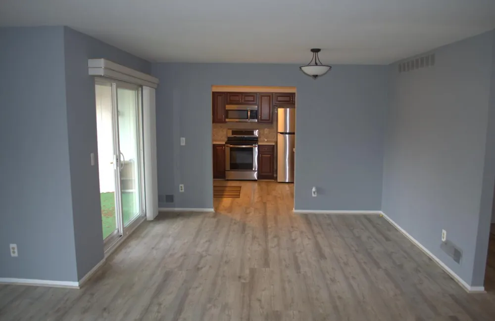 30831 Hunters #23 Farmington Hills City, MI 48334