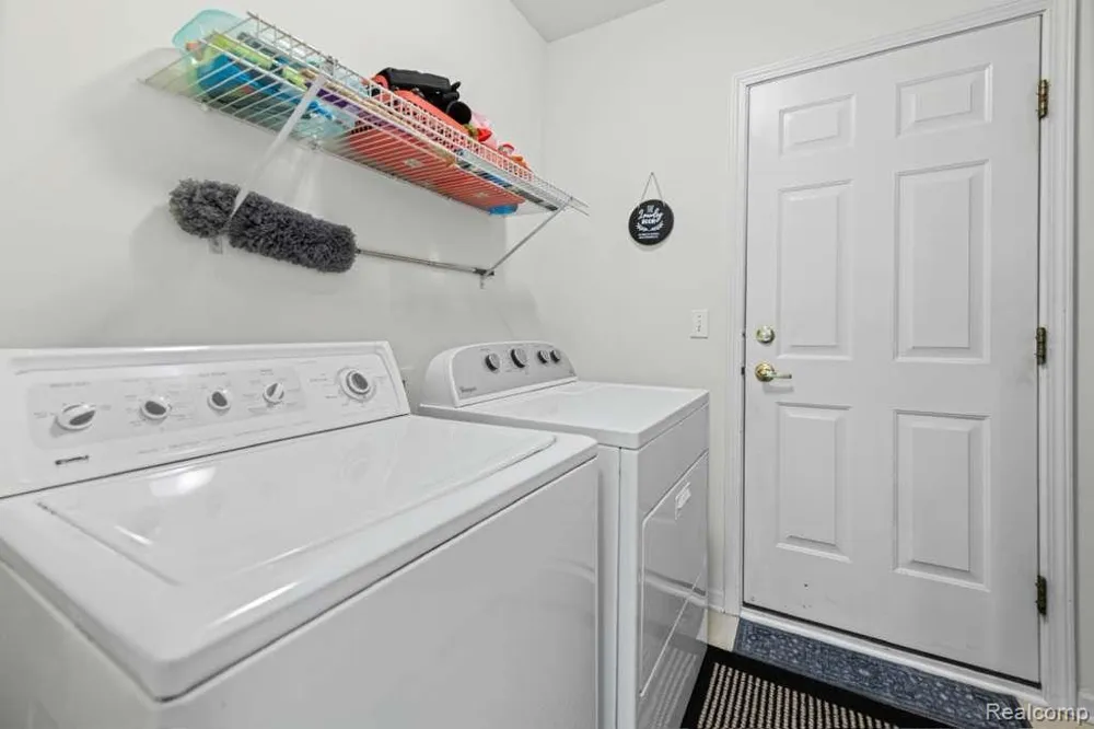 33868 Monterra Lane Sterling Heights City, MI 48312