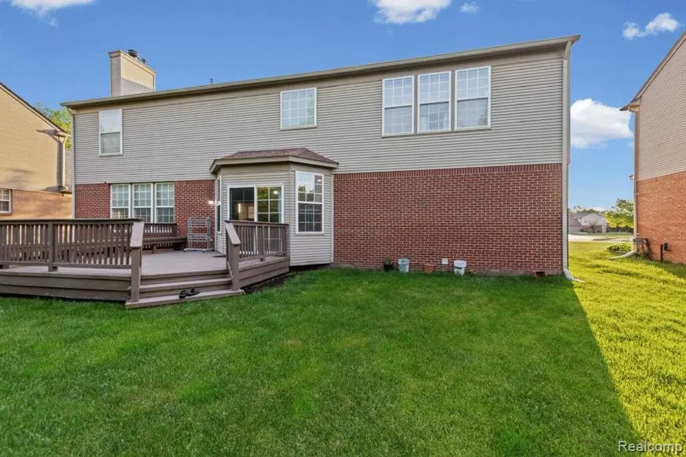33868 Monterra Lane Sterling Heights City, MI 48312