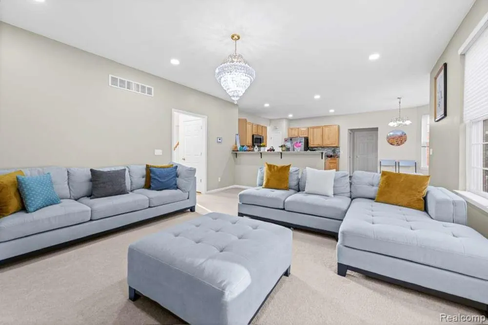 33868 Monterra Lane Sterling Heights City, MI 48312