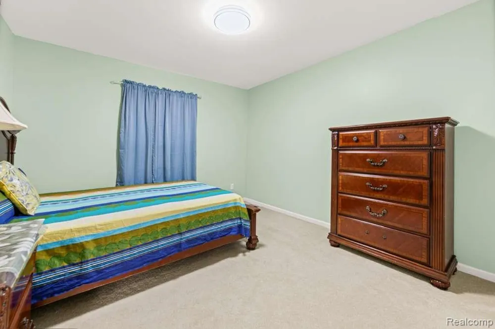 33868 Monterra Lane Sterling Heights City, MI 48312