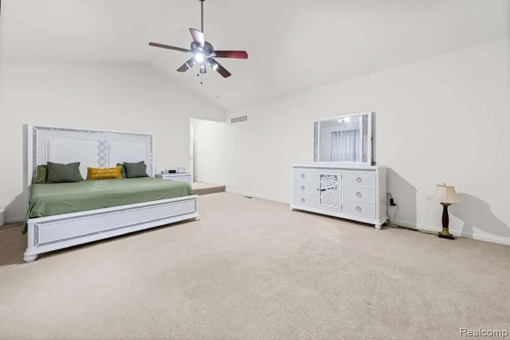33868 Monterra Lane Sterling Heights City, MI 48312