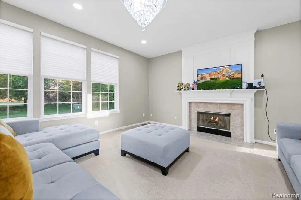 33868 Monterra Lane Sterling Heights City, MI 48312