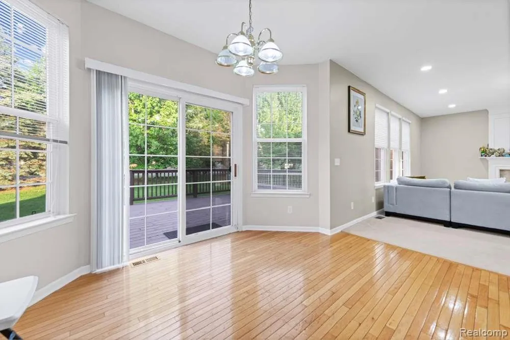 33868 Monterra Lane Sterling Heights City, MI 48312