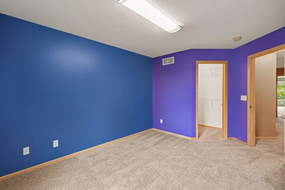 15493 June Grass Lane Eden Prairie, MN 55347
