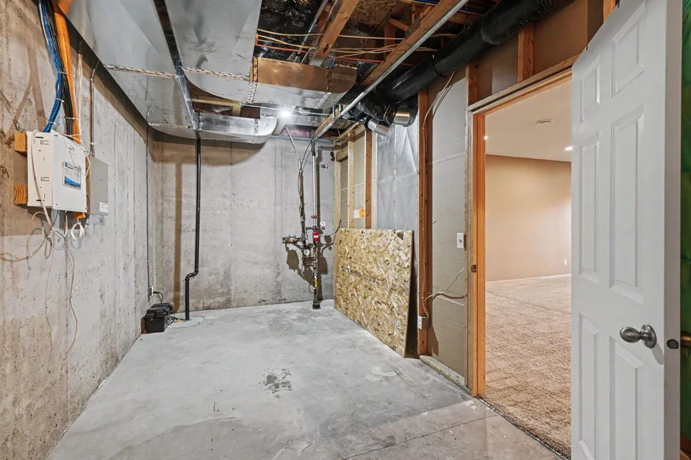 15493 June Grass Lane Eden Prairie, MN 55347