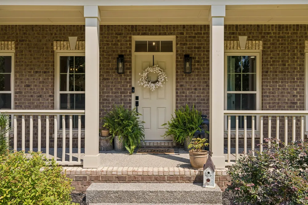 1394 Theta Pike Columbia, TN 38401