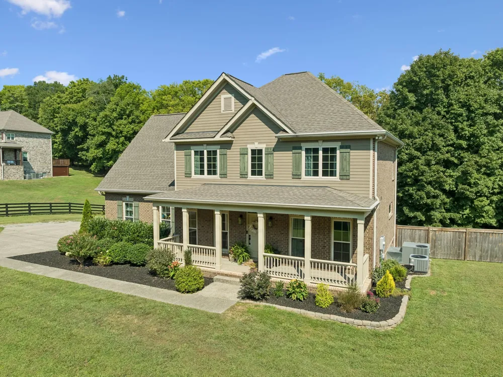 1394 Theta Pike Columbia, TN 38401