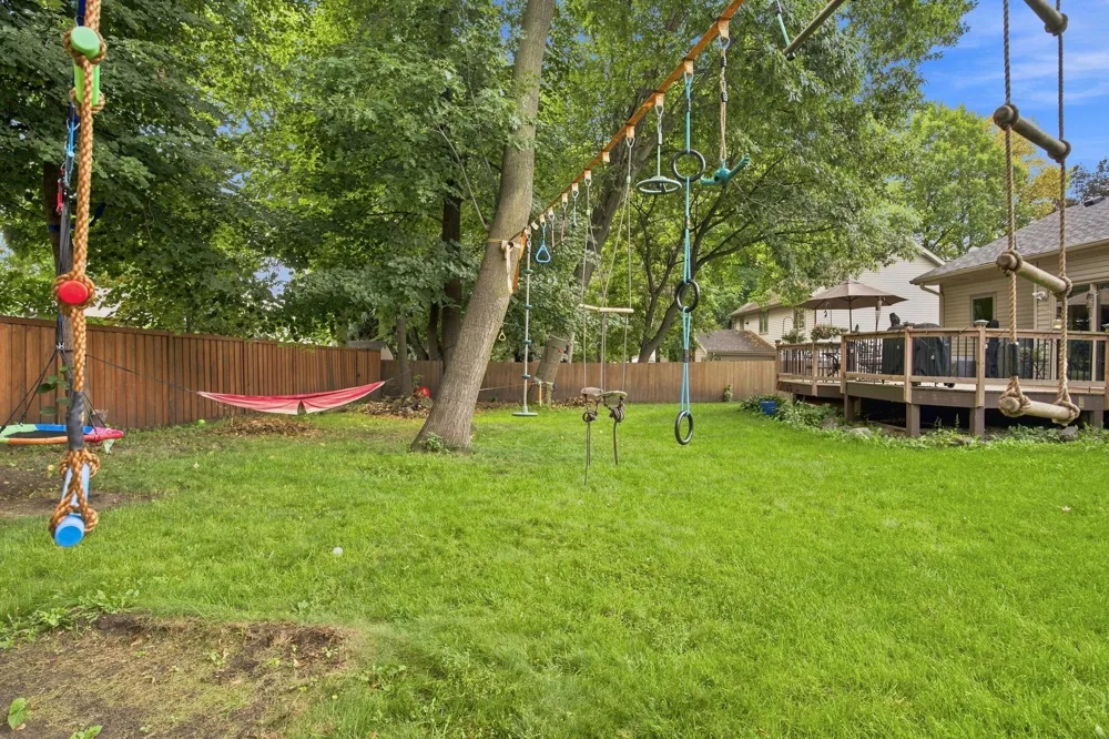 14631 Meadowood Drive Savage, MN 55378