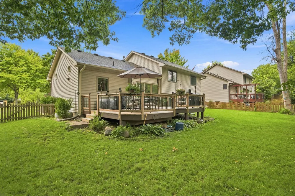 14631 Meadowood Drive Savage, MN 55378