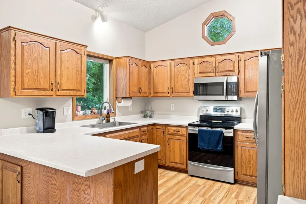 14631 Meadowood Drive Savage, MN 55378