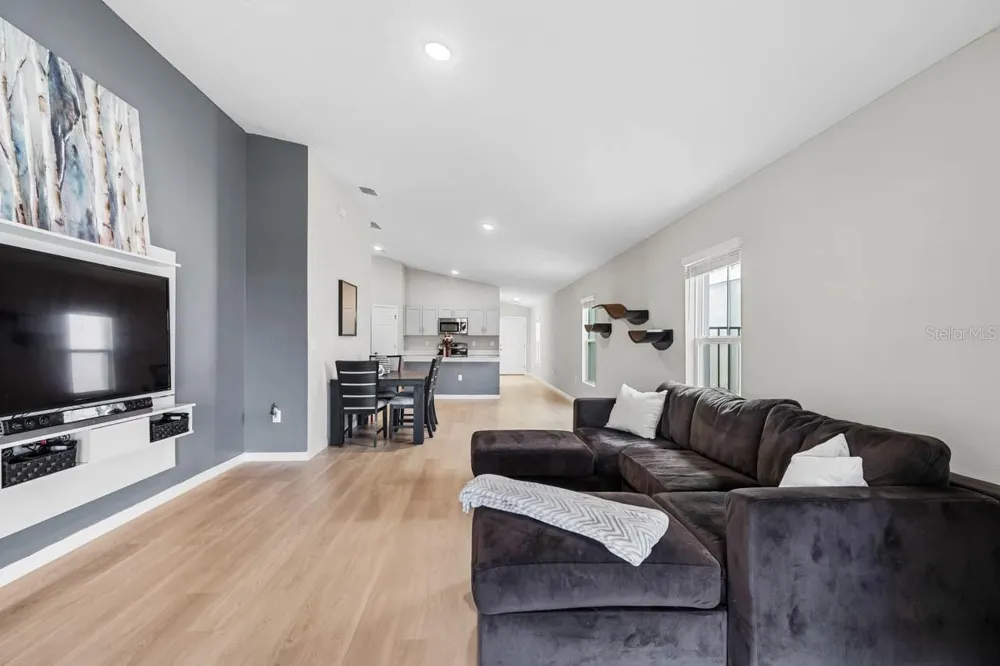 5424 SUMMER SUNSET DRIVE Apollo Beach, FL 33572