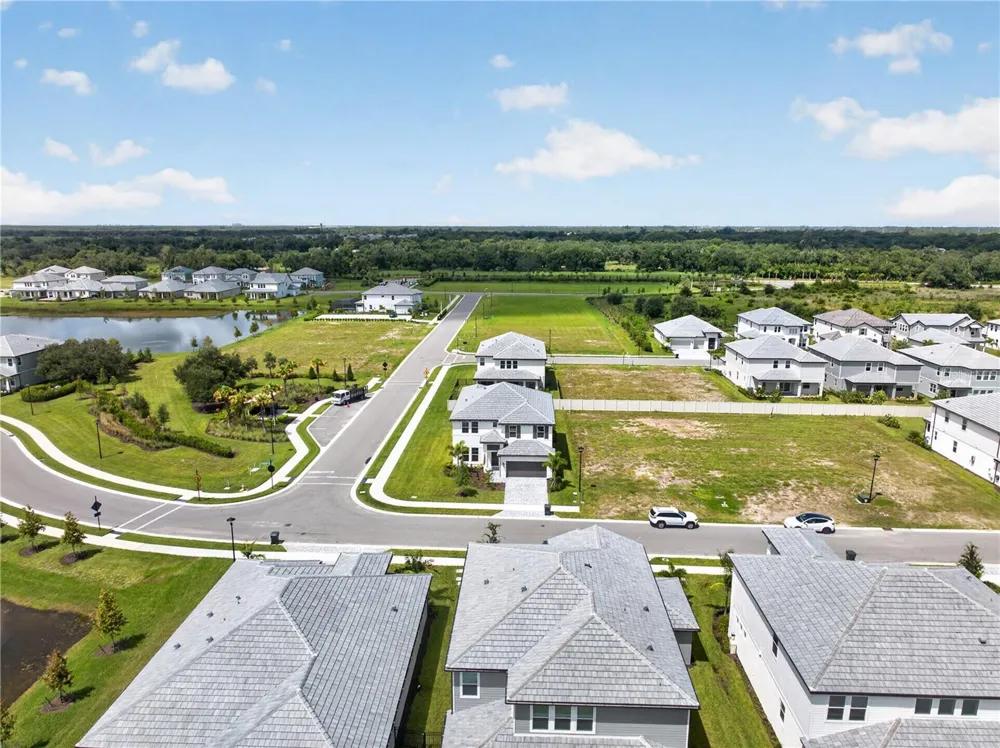7595 SEAHAWK AVENUE Sarasota, FL 34241