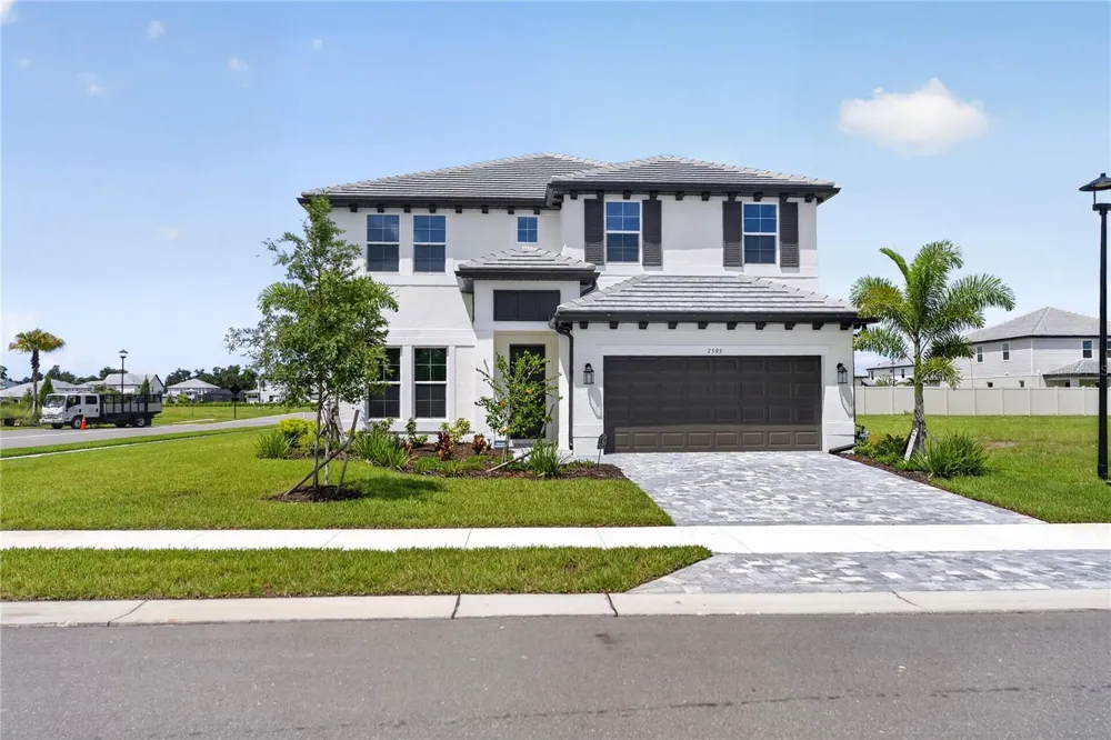 7595 SEAHAWK AVENUE Sarasota, FL 34241