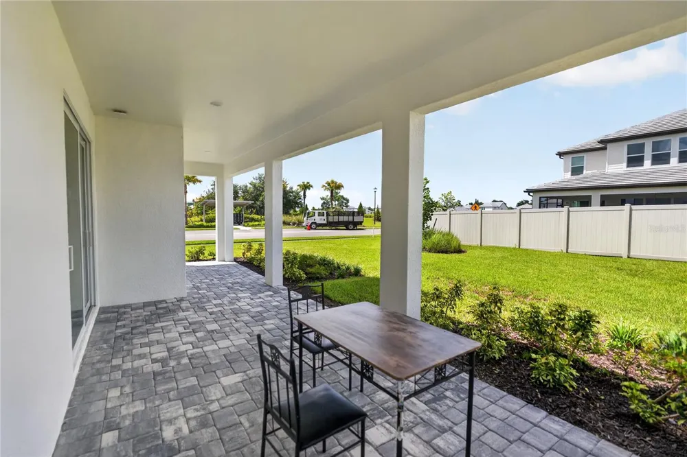 7595 SEAHAWK AVENUE Sarasota, FL 34241