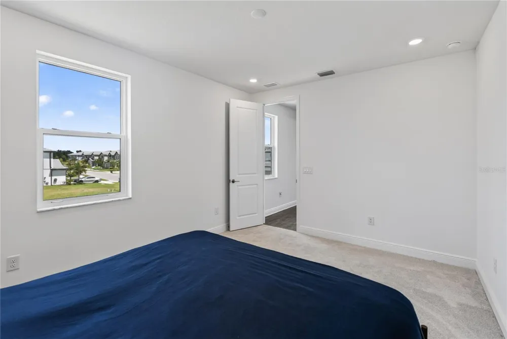 7595 SEAHAWK AVENUE Sarasota, FL 34241