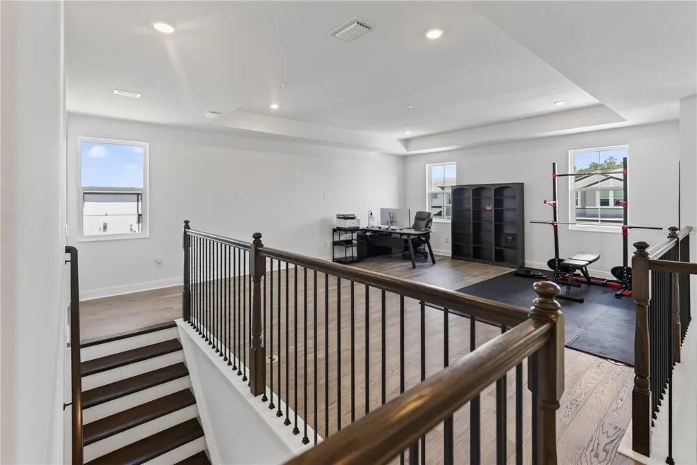 7595 SEAHAWK AVENUE Sarasota, FL 34241