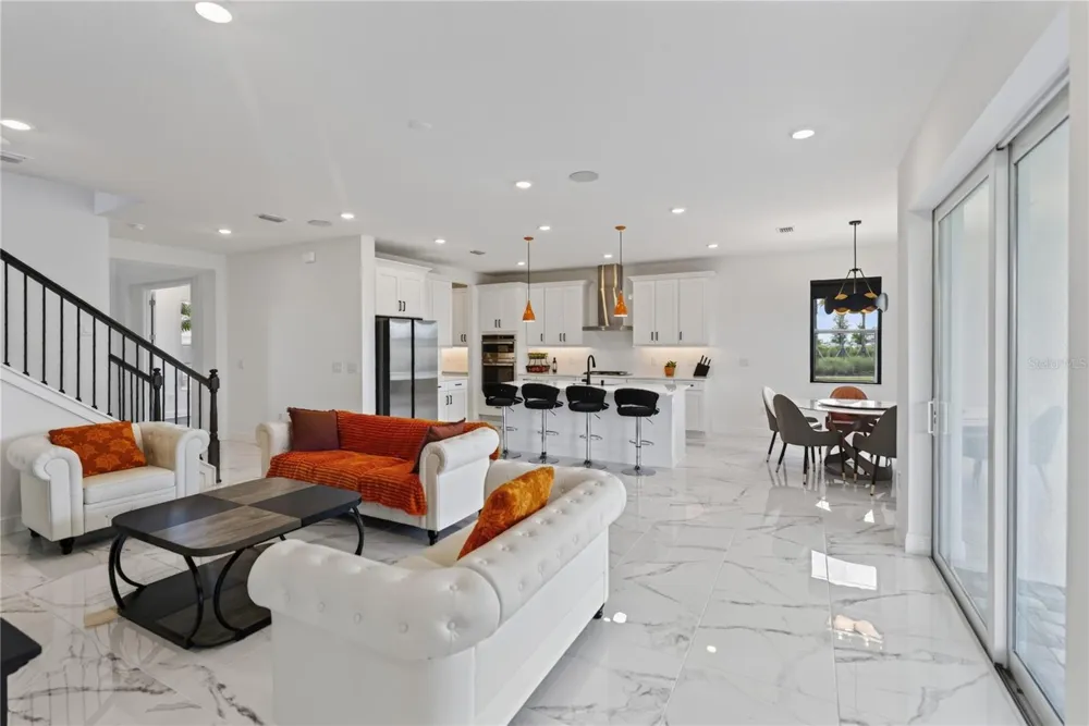 7595 SEAHAWK AVENUE Sarasota, FL 34241
