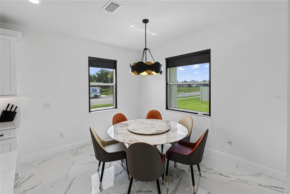 7595 SEAHAWK AVENUE Sarasota, FL 34241