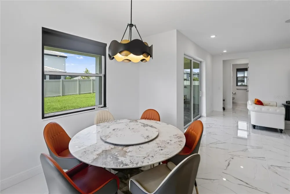 7595 SEAHAWK AVENUE Sarasota, FL 34241