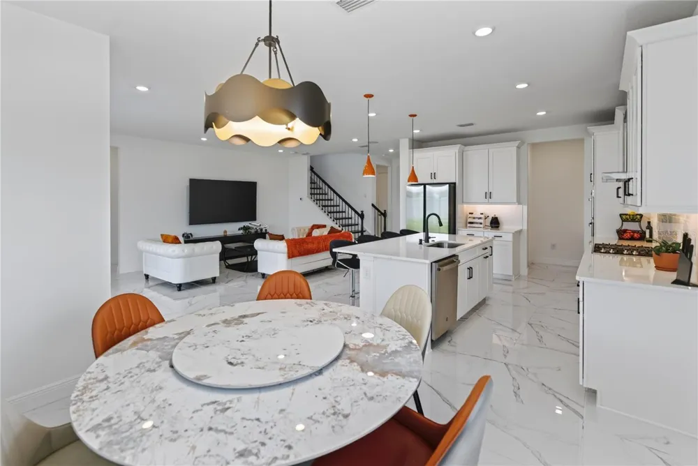 7595 SEAHAWK AVENUE Sarasota, FL 34241