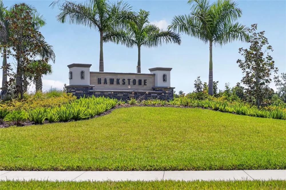 7595 SEAHAWK AVENUE Sarasota, FL 34241