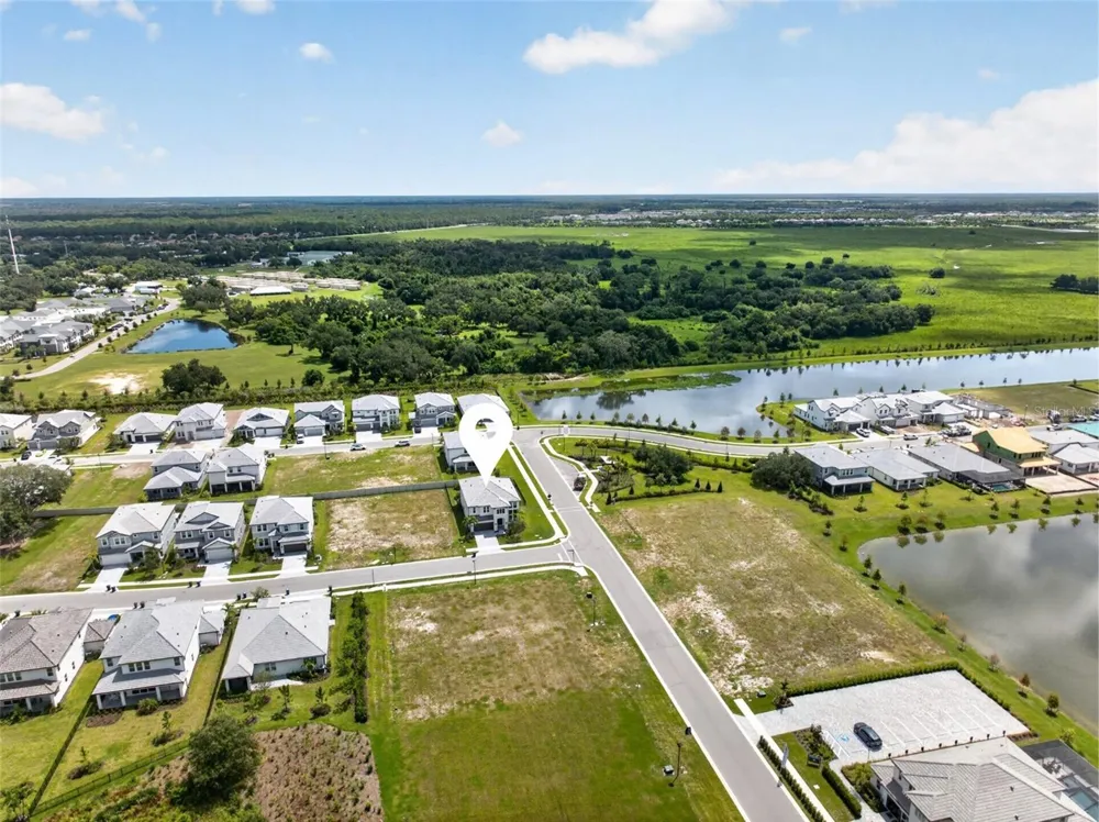 7595 SEAHAWK AVENUE Sarasota, FL 34241