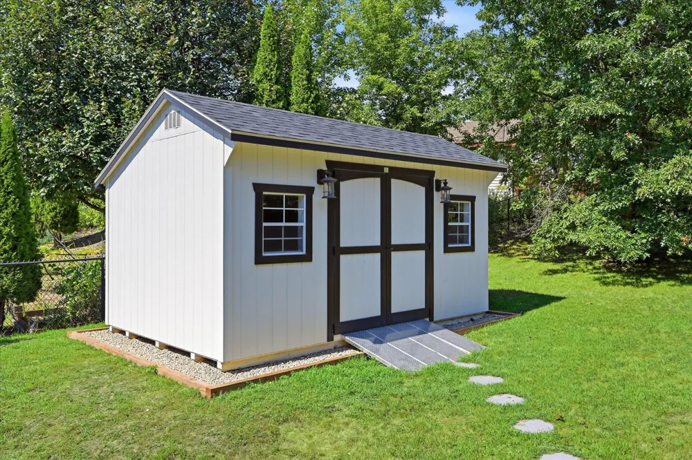 9350 Parkside Drive Woodbury, MN 55125