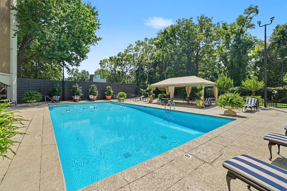 4215 Harding Pike #1011 Nashville, TN 37205