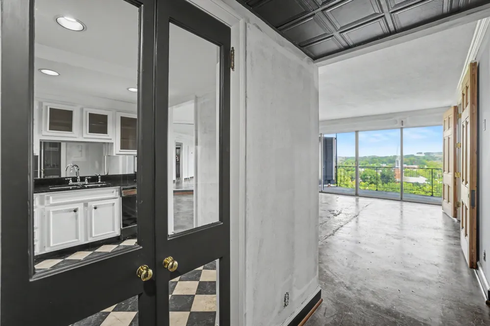 4215 Harding Pike #1011 Nashville, TN 37205