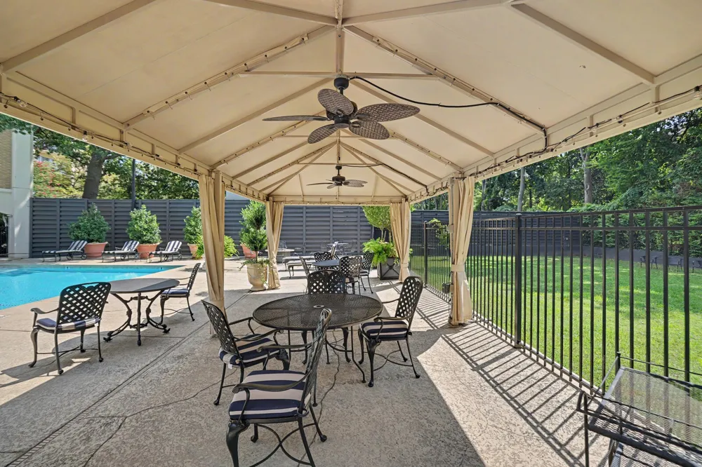 4215 Harding Pike #1011 Nashville, TN 37205