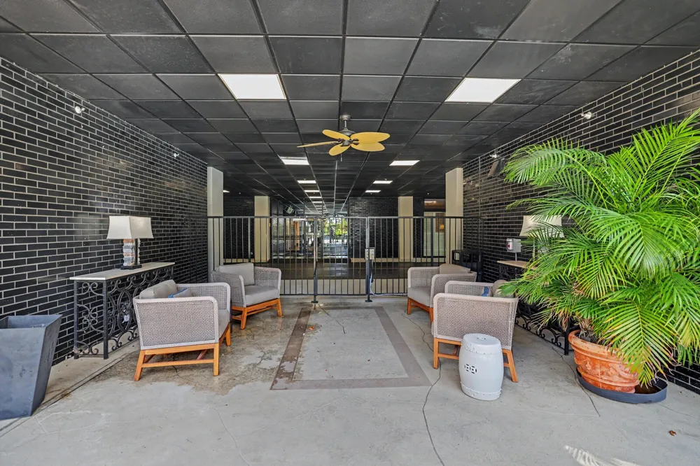 4215 Harding Pike #1011 Nashville, TN 37205