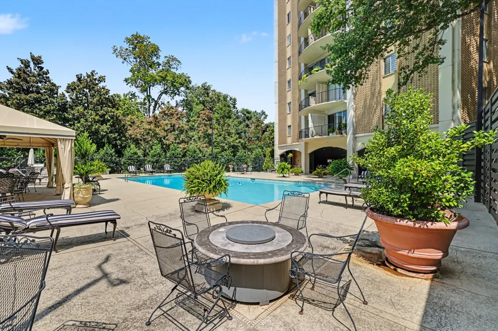 4215 Harding Pike #1011 Nashville, TN 37205