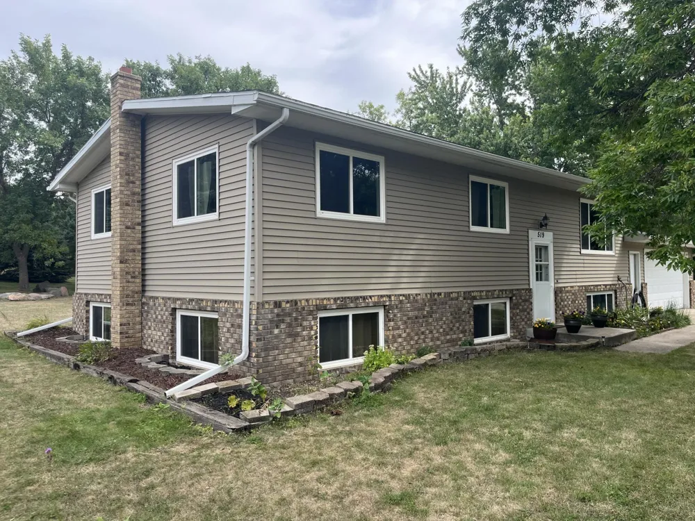 519 1st Avenue SE Rothsay, MN 56579