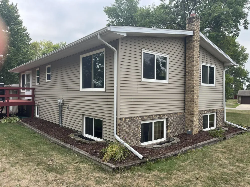 519 1st Avenue SE Rothsay, MN 56579