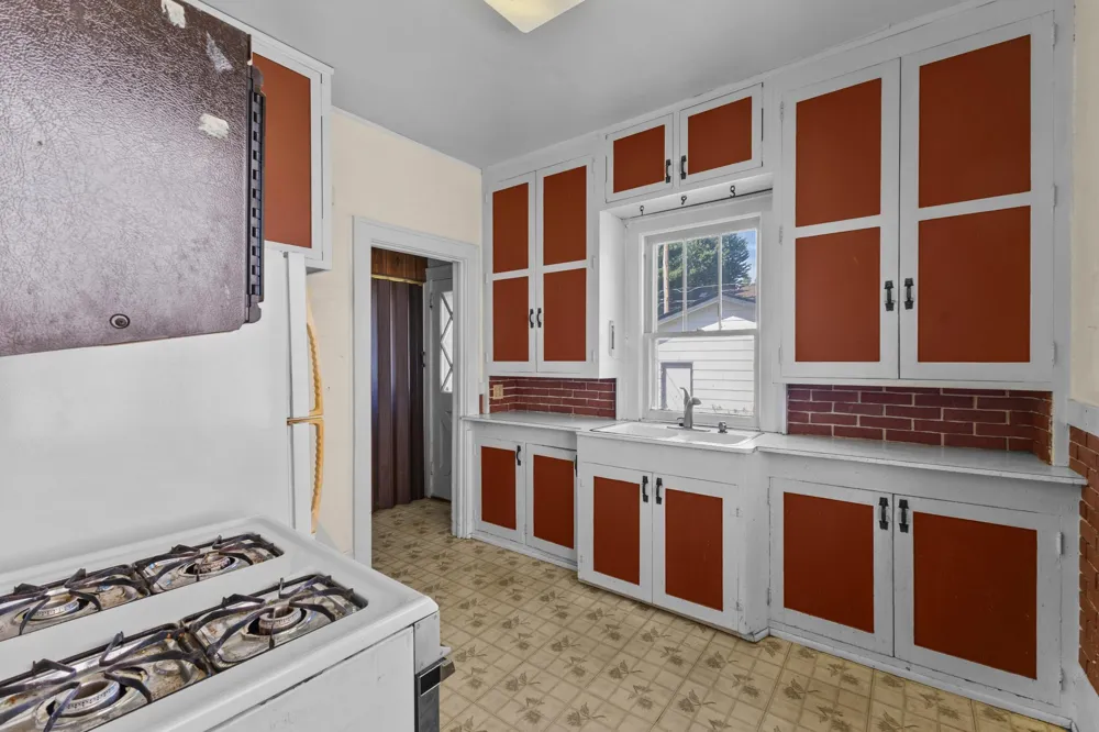 1717 Juliet Avenue Saint Paul, MN 55105