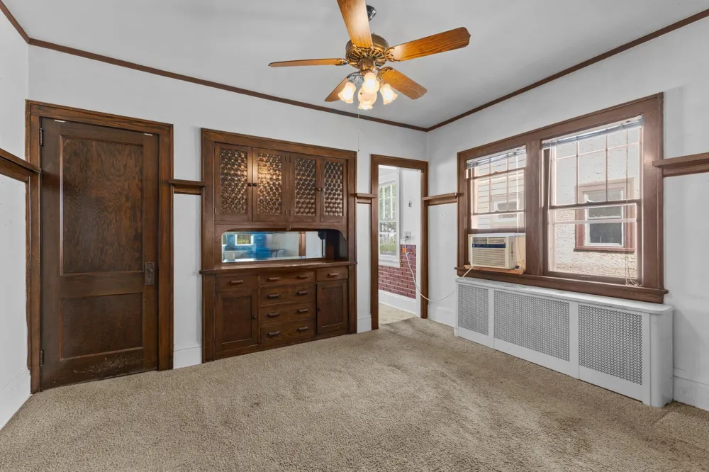 1717 Juliet Avenue Saint Paul, MN 55105